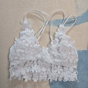 Cherish White Floral Lace Bralette Crop Top Strappy Back Women's Size S EUC 12"